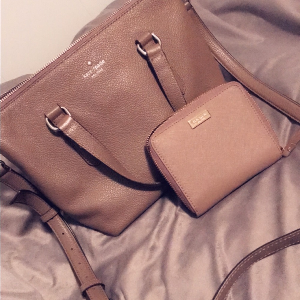 Kate spade purse and wallet combo!